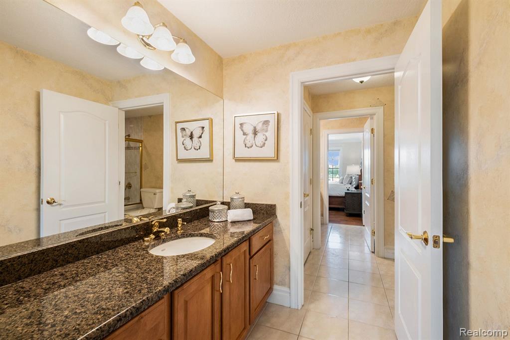 8294 WARWICK GROVES, Grand Blanc, MI 48439 — Photo 42