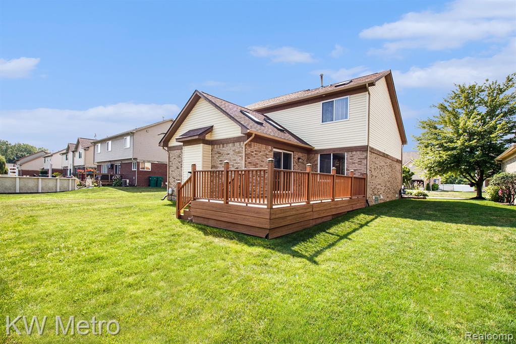 19298 Mitchell Street, Rockwood, MI — Photo 49