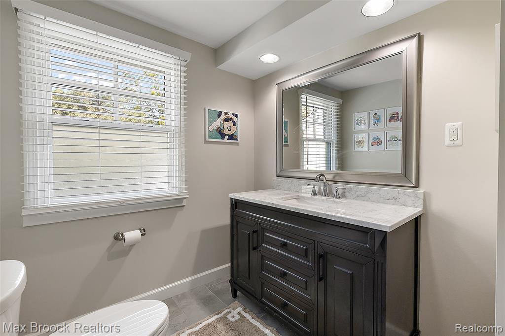 692 Bennington Drive, Bloomfield Hills, MI 48304 — Photo 23