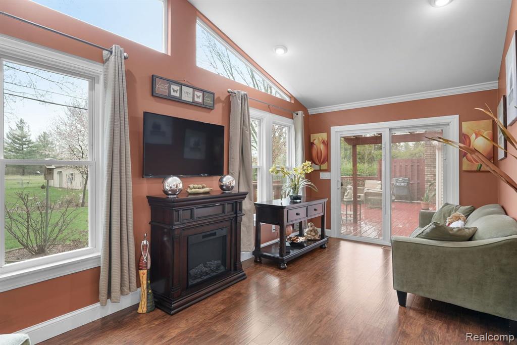 92 MICHIGAN Avenue, Marysville, MI 48040 — Photo 15