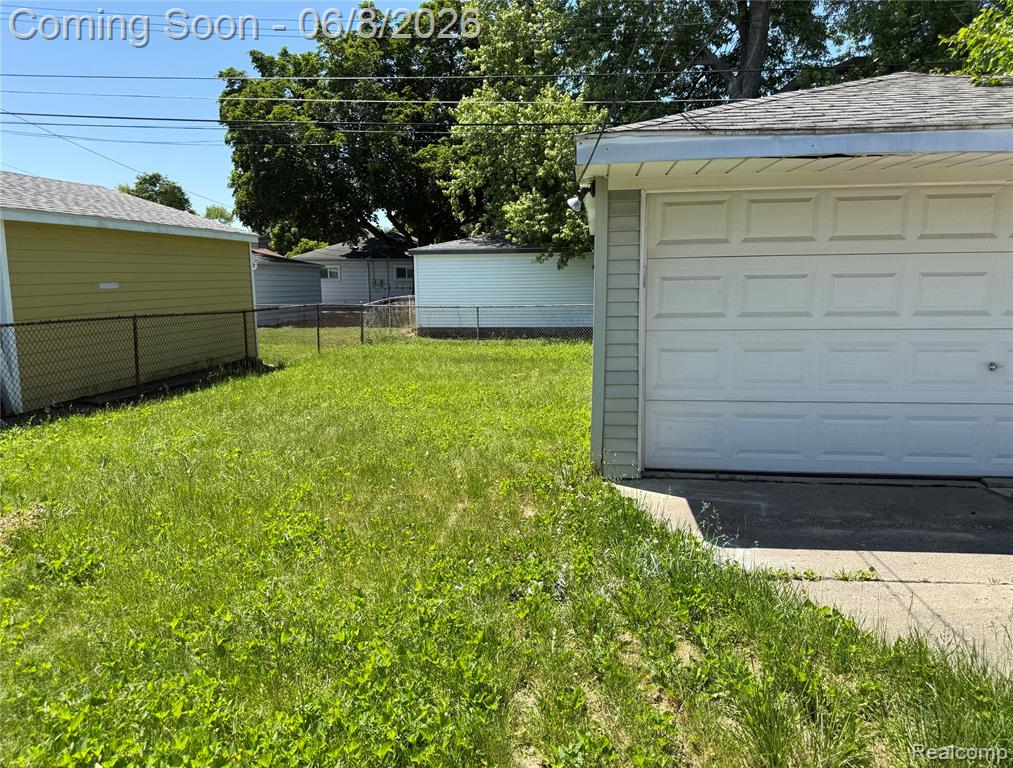 4810 CAMPBELL Street, Dearborn Heights, MI 48125 — Photo 4