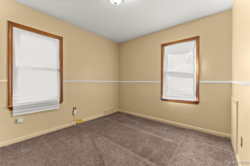 4903 Bedford Street, Dearborn Heights, MI 48125 — Photo 18