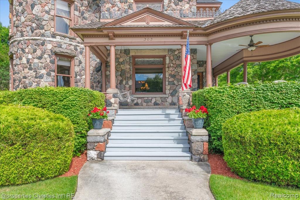 303 S State Avenue, Alpena, MI 49707 — Photo 8