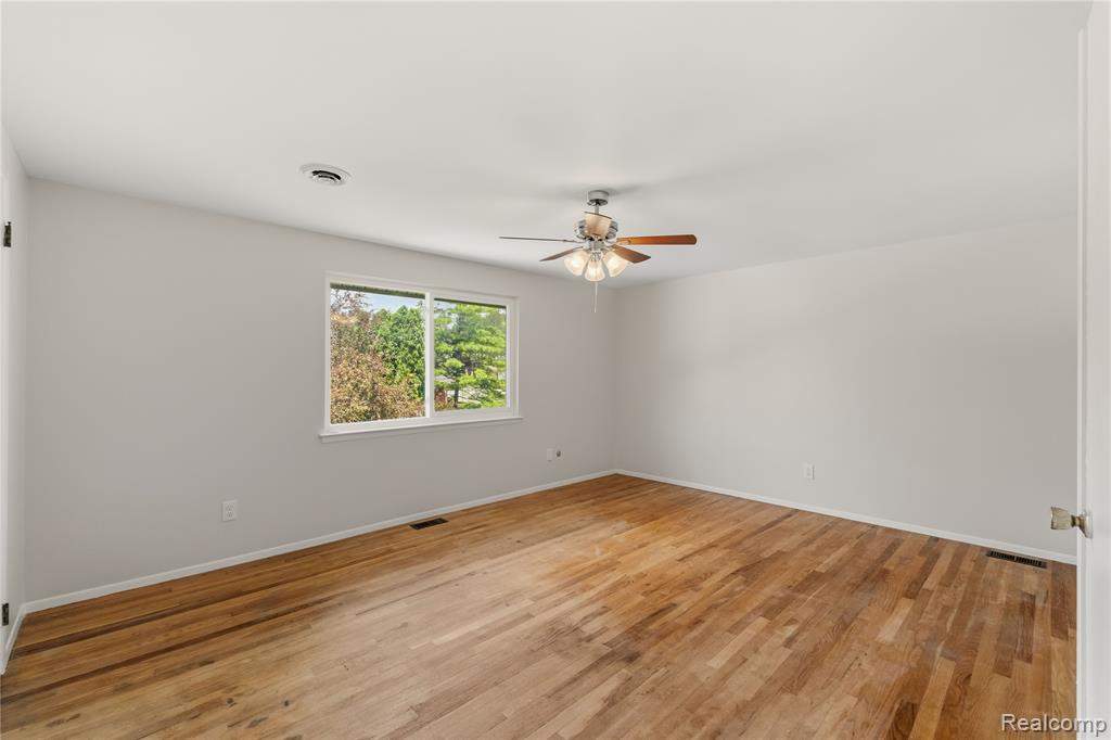 42352 Park Ridge Road, Novi, MI — Photo 28