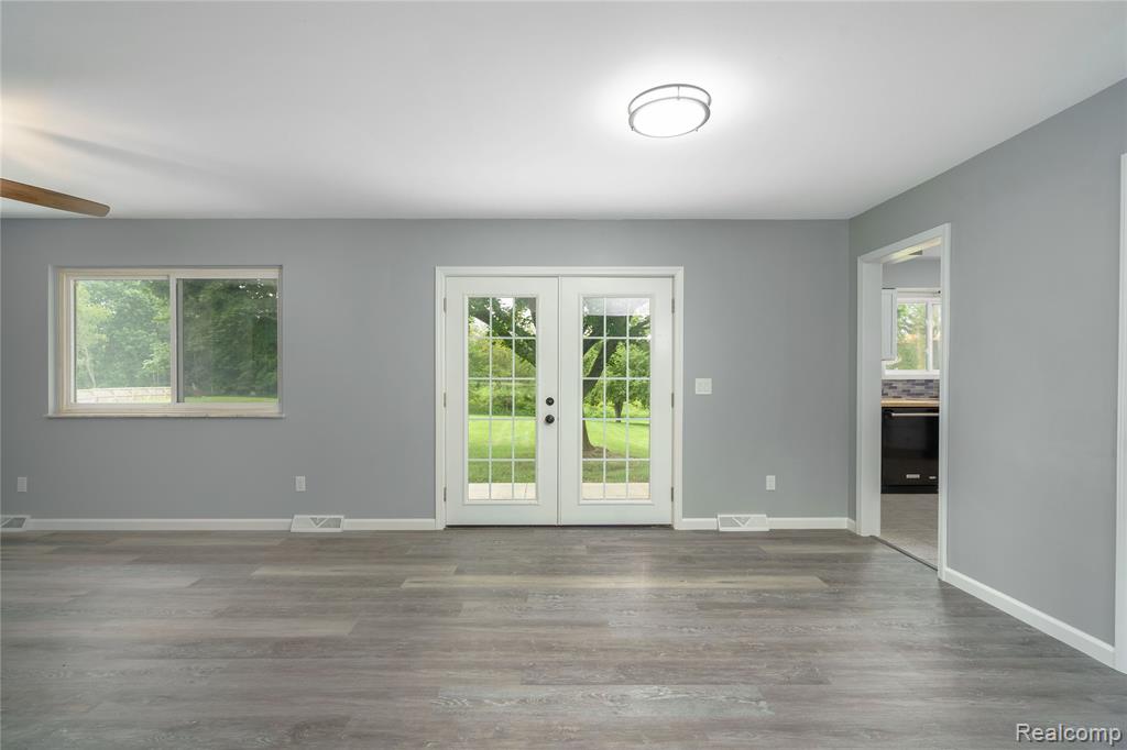 4566 Clyde Road, Howell, MI 48855 — Photo 27