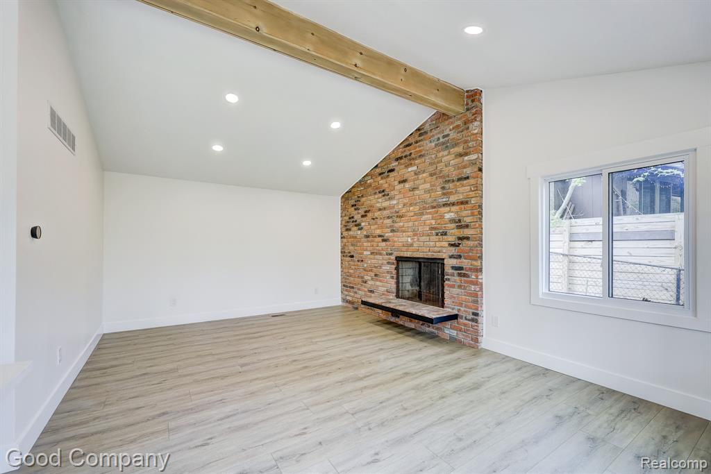24250 Majestic Street, Oak Park, MI 48237 — Photo 24