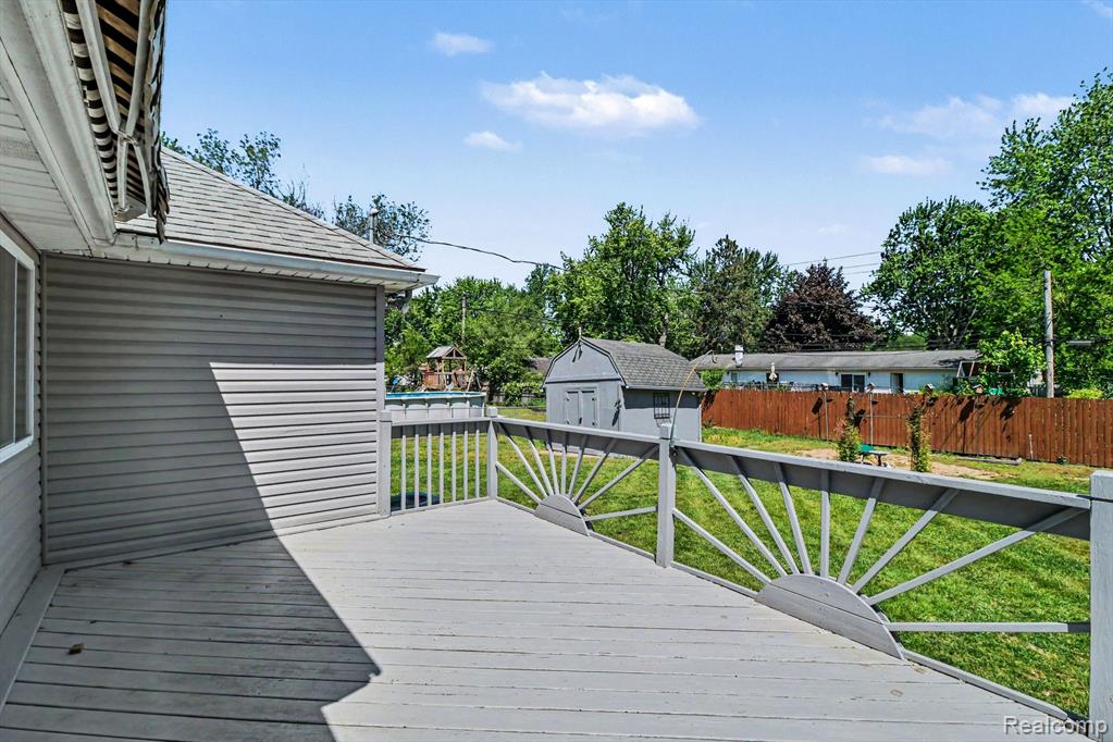 4660 Woodhull Drive, Clarkston, MI — Photo 30