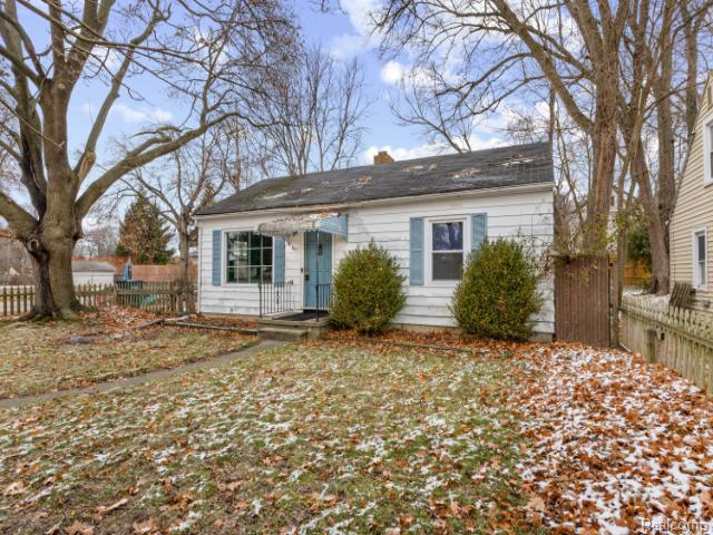 601 Jessop Avenue, Lansing, MI 48910 — Photo 2