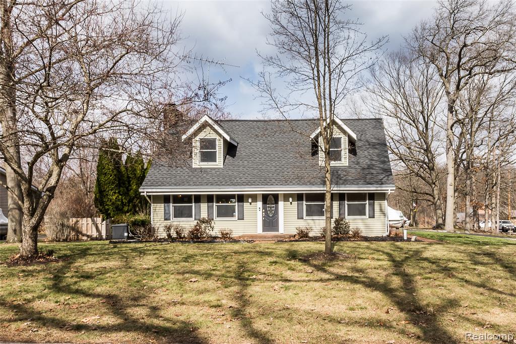 11834 Eriksen Drive, Pinckney, MI 48169 — Photo 32