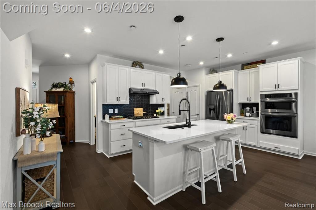 40115 Premier Drive, 22, Plymouth, MI 48170 — Photo 17