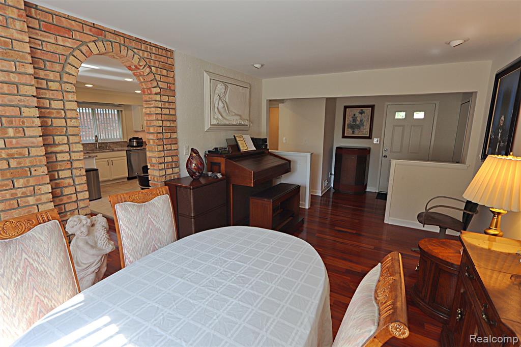 6198 Raintree Drive, Canton, MI 48187 — Photo 16