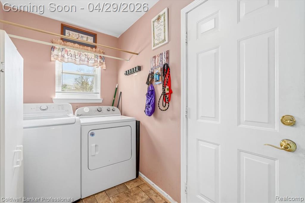 7203 Indian Wells Drive, Ypsilanti, MI 48197 — Photo 22