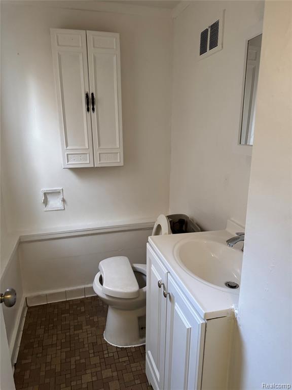 13693 Edmore Drive, Detroit, MI 48205 — Photo 9