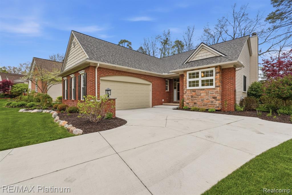 2508 Signature Drive, Pinckney, MI 48169 — Photo 3