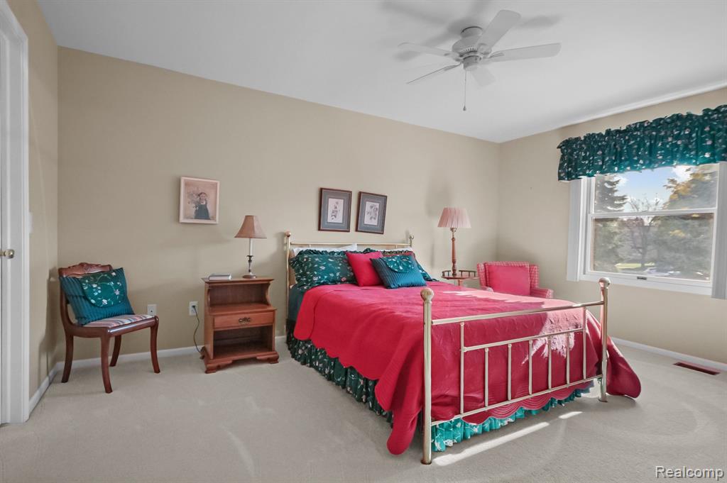 6573 Tree Knoll Drive, Troy, MI 48098 — Photo 30