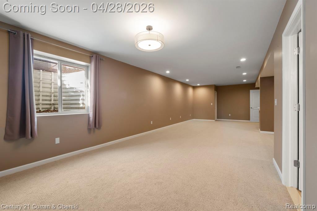 1091 Paddock Drive, South Lyon, MI 48178 — Photo 44