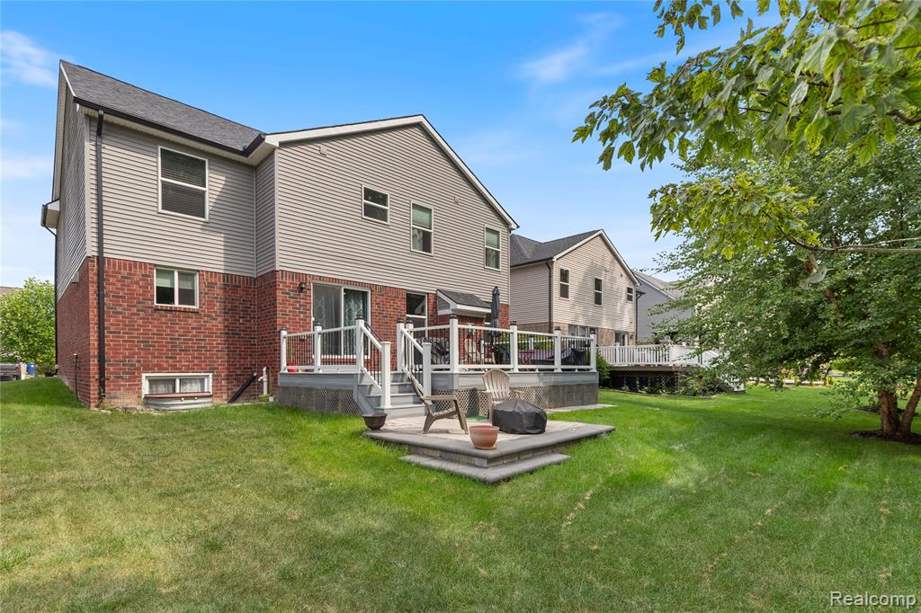 43198 Wilderness Drive, Canton, MI 48188 — Photo 39
