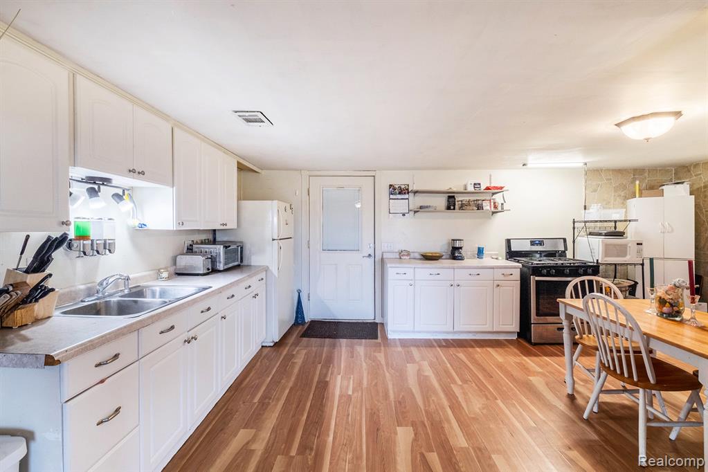 5212 W Farrand Road, Clio, MI 48420 — Photo 18