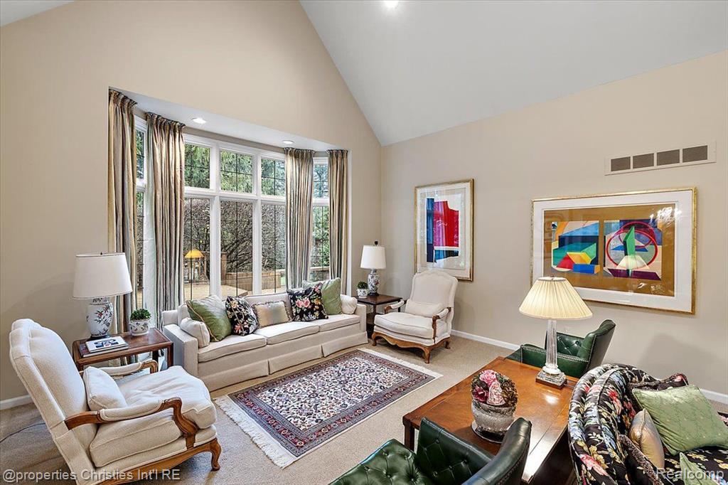 5579 Pine Brooke Court, Bloomfield Hills, MI 48304 — Photo 7