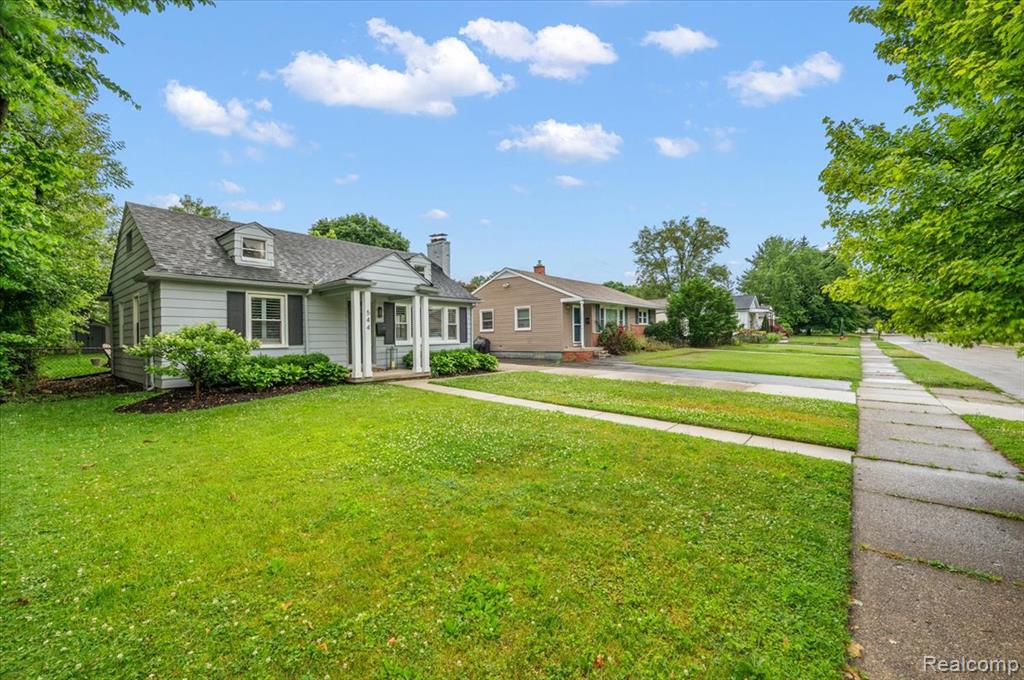 544 S Webik Avenue, Clawson, MI — Photo 37