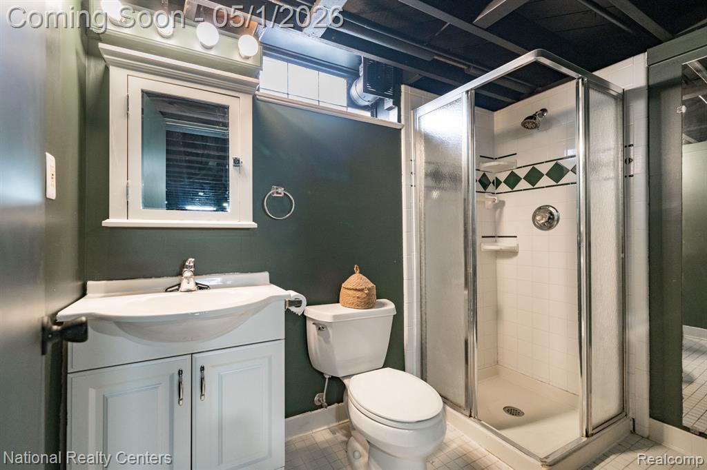 8341 Shari Drive, Westland, MI — Photo 24