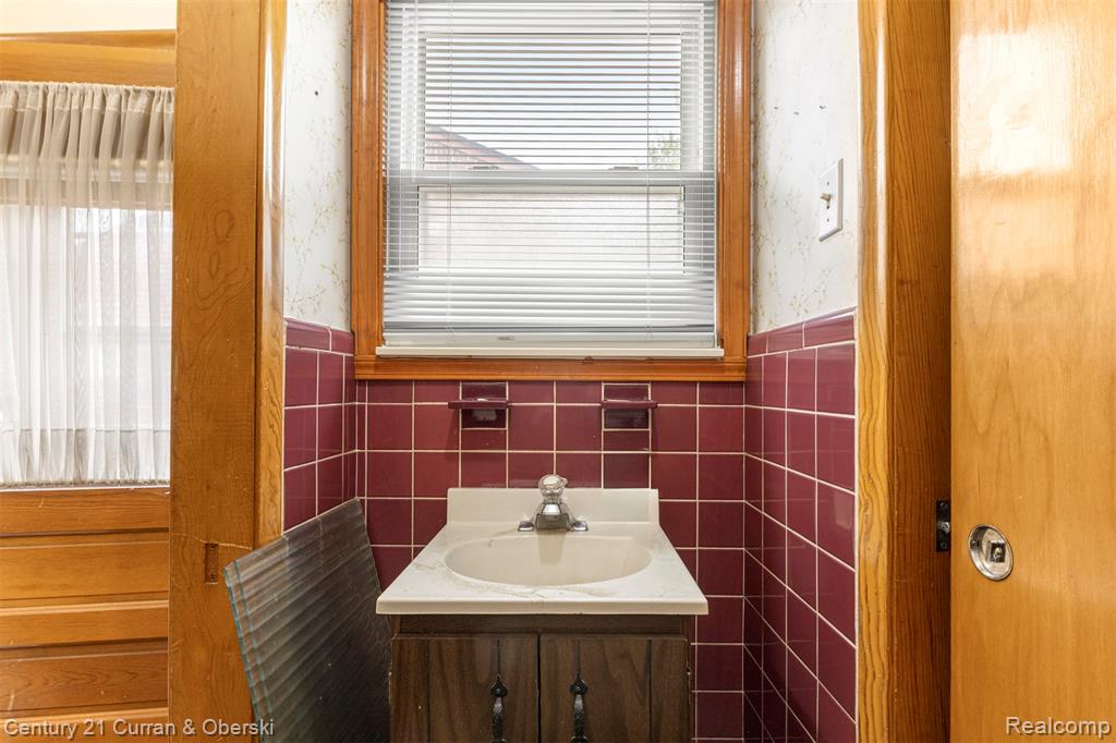 14050 Garfield, Redford, MI 48239 — Photo 25