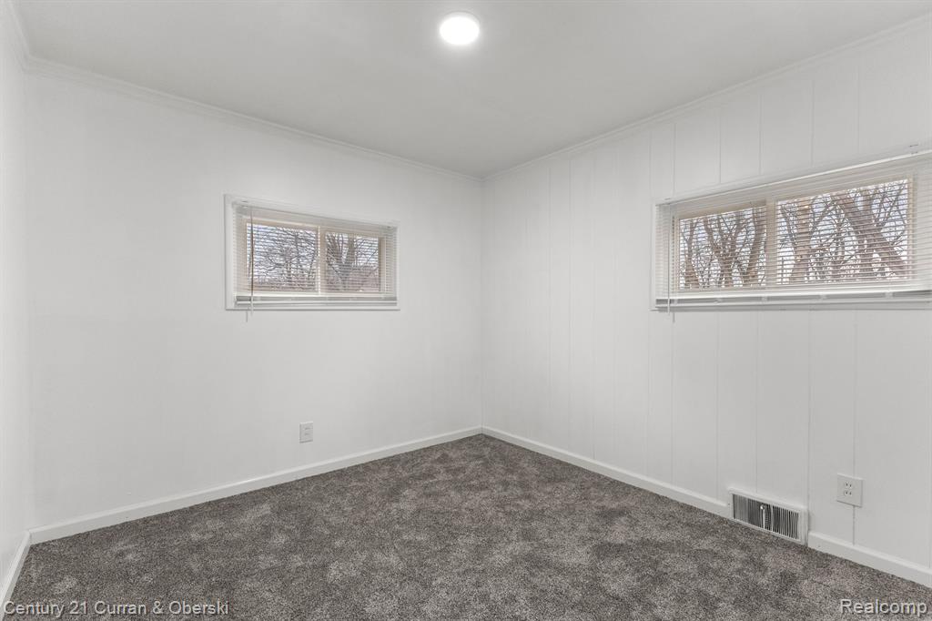 7157 CHEROKEE Street, Taylor, MI 48180 — Photo 21