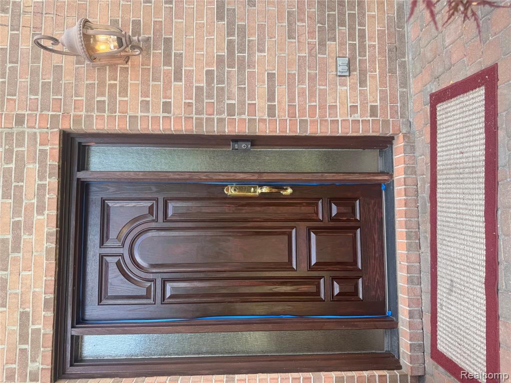 5245 Riverwalk Trail, Commerce Twp, MI 48382 — Photo 3