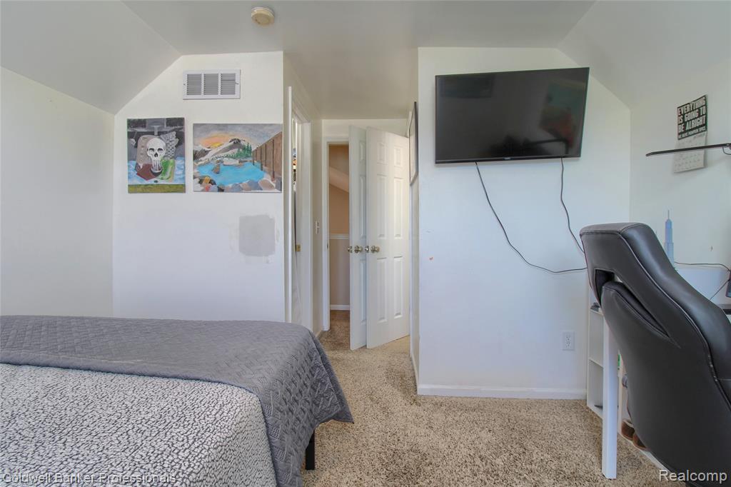 4281 Hunters Circle W, Canton, MI 48188 — Photo 17