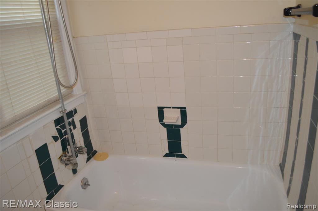5208 Commonwealth, Detroit, MI 48208 — Photo 29