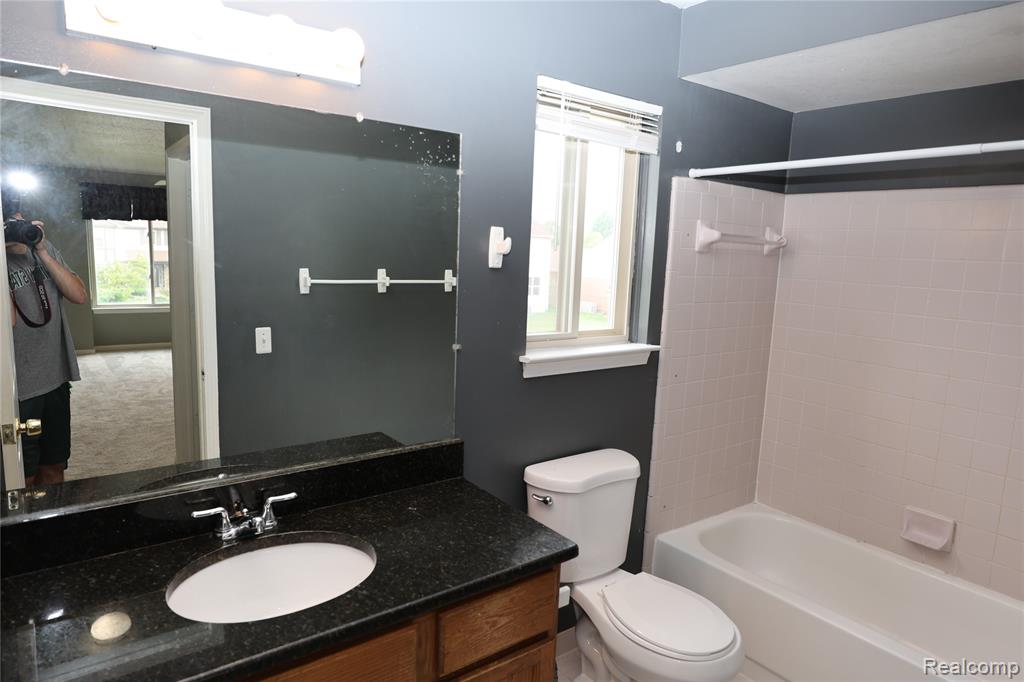 3361 Milcroft Court, Canton, MI 48188 — Photo 23