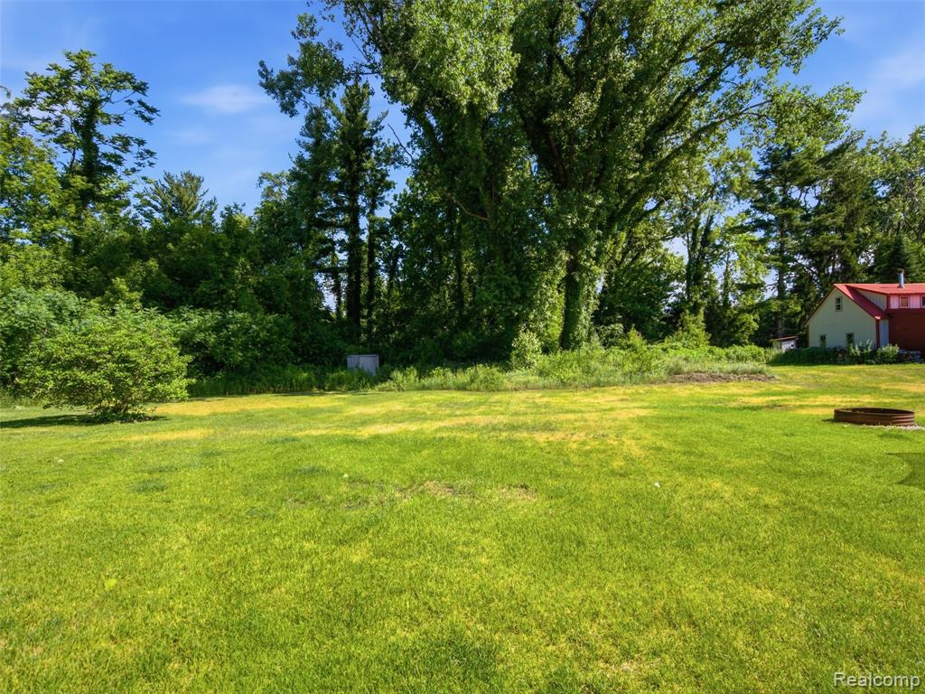 8365 22 Mile Road, Utica, MI 48317 — Photo 38