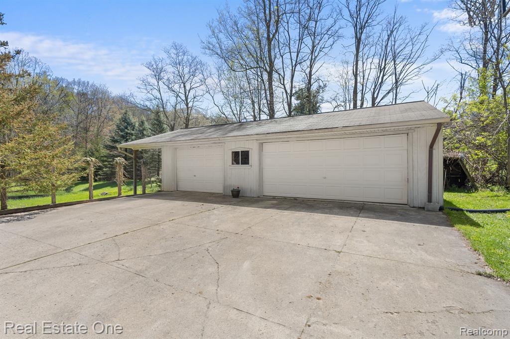 5423 E Sandhill Road, Almont, MI 48003 — Photo 38