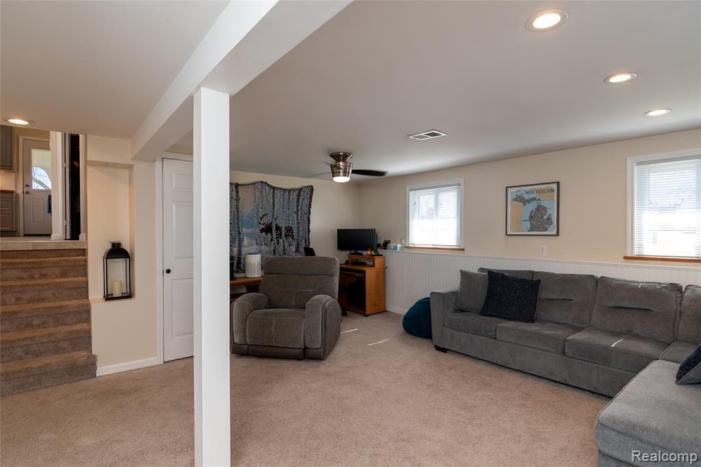 13257 Strong Boulevard, South Rockwood, MI — Photo 33