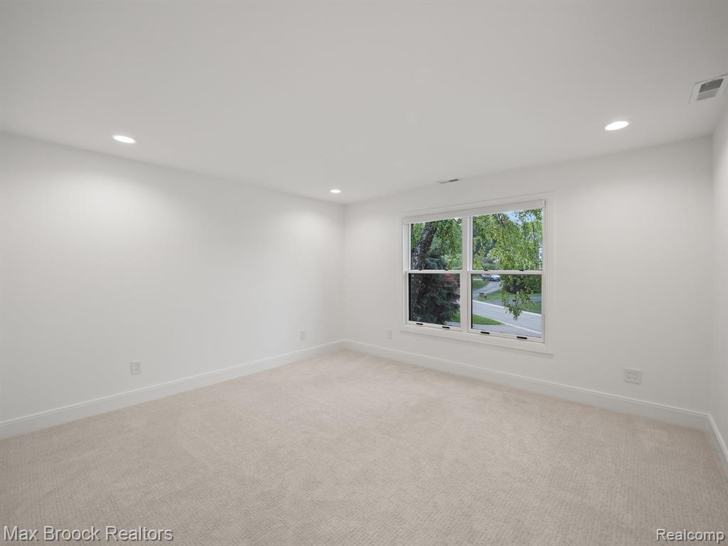 4331 Spruce Hill Lane, Bloomfield Hills, MI 48301 — Photo 34