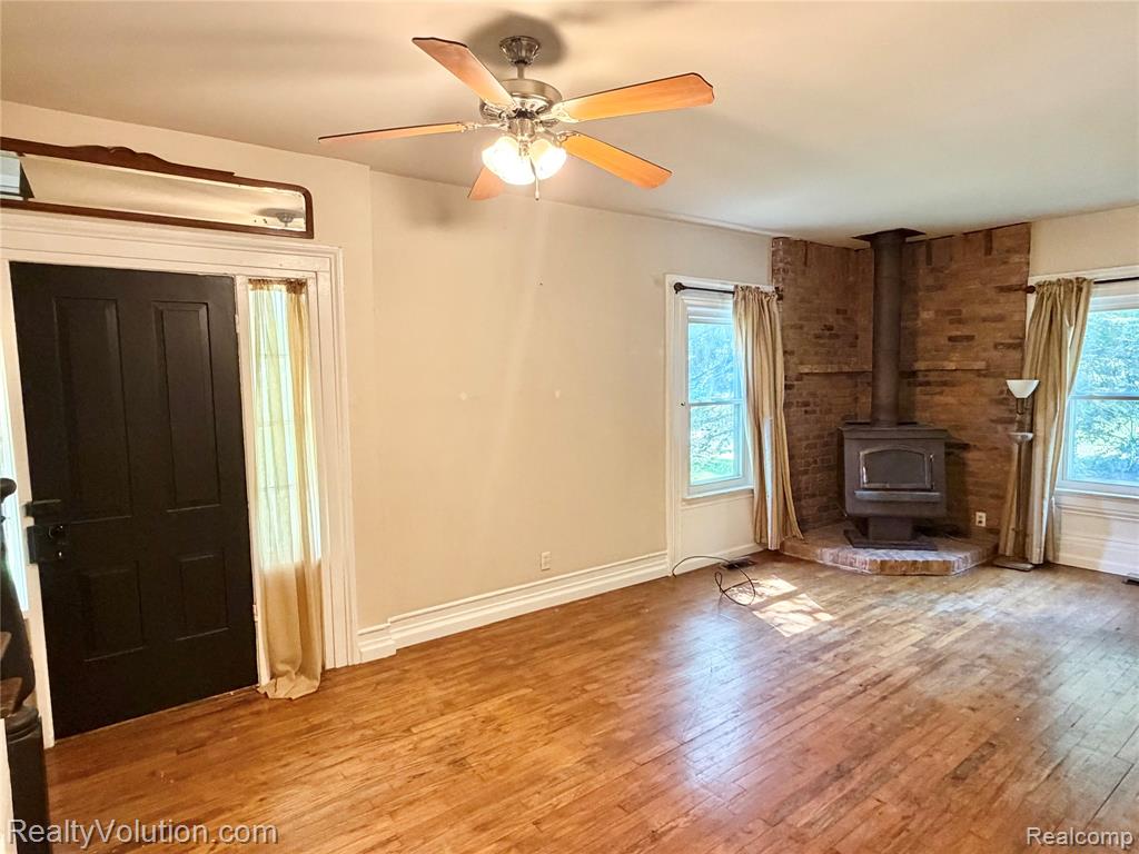 718 S Main Street, Almont, MI 48003 — Photo 17