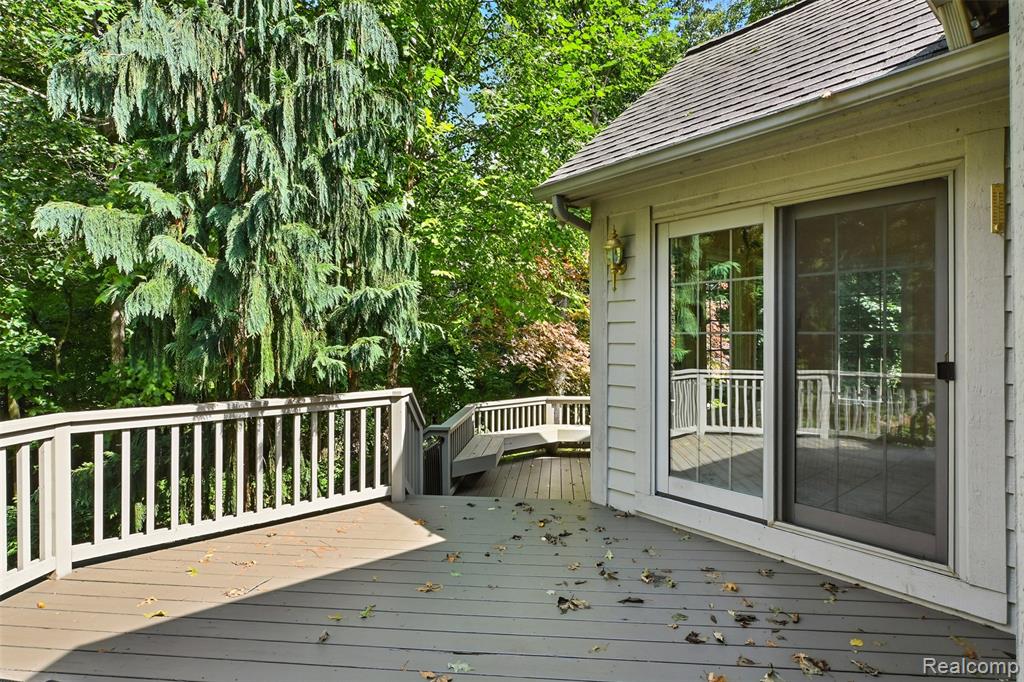 6228 Windemere Point, Brighton, MI 48116 — Photo 41