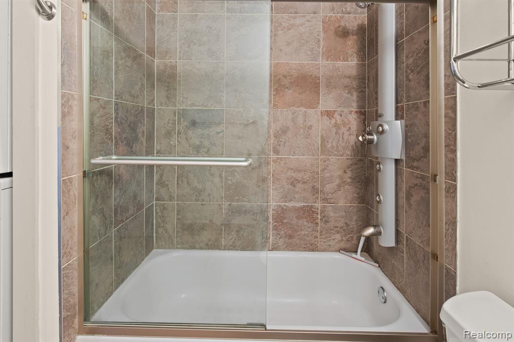 6533 E Jefferson Avenue, 333E, Detroit, MI 48207 — Photo 20