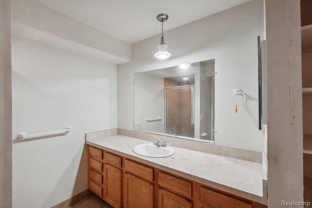 6755 WELLESLEY, Clarkston, MI — Photo 11