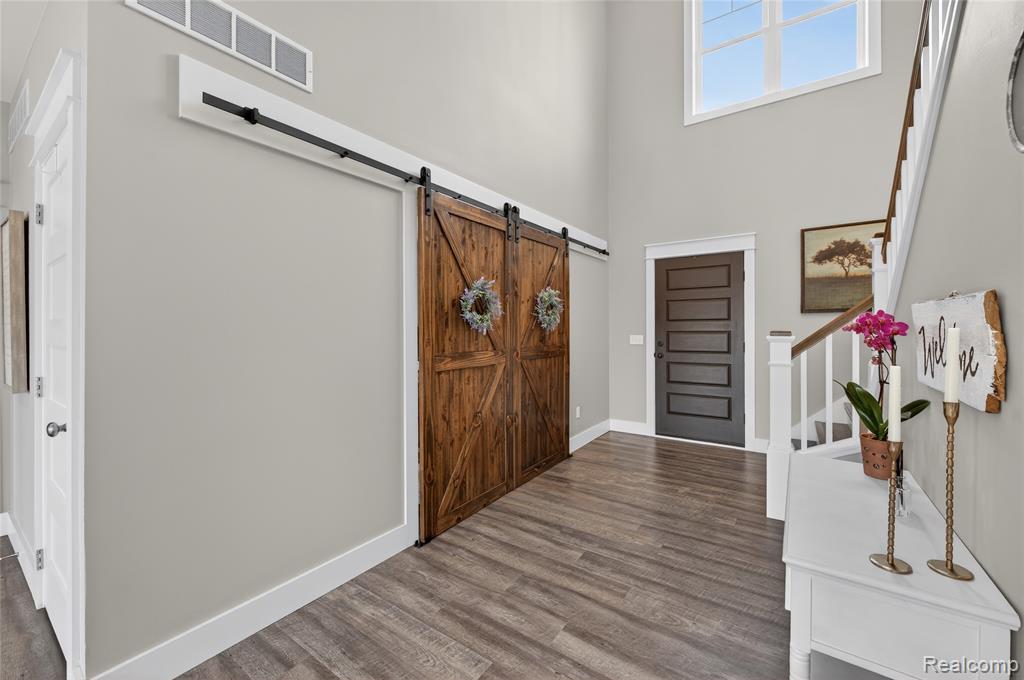 5360 Stone Garden Drive, Howell, MI 48843 — Photo 4