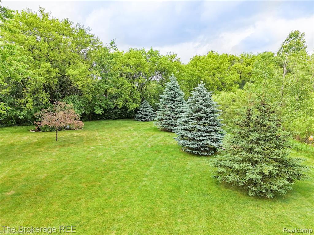 4432 N Belsay Road, Flint, MI 48506 — Photo 17