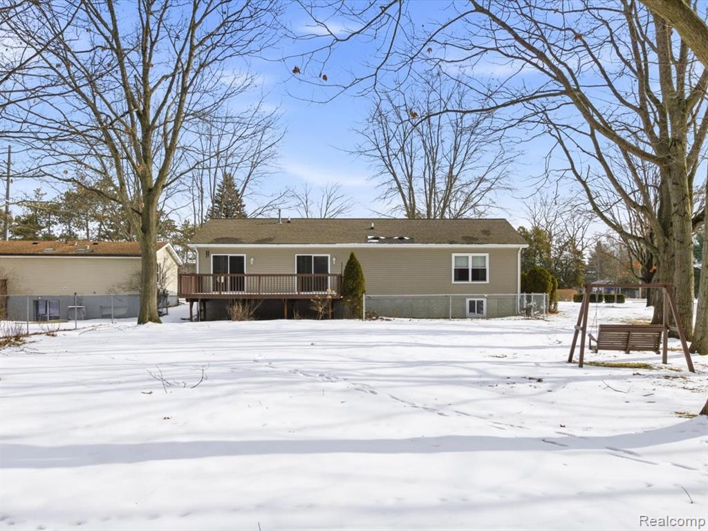 8431 Lakeshore Road, Burtchville, MI 48059 — Photo 43