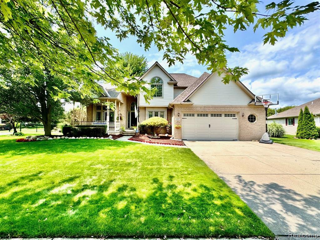 52611 FOREST HILL Drive, Chesterfield, MI 48047 — Photo 2