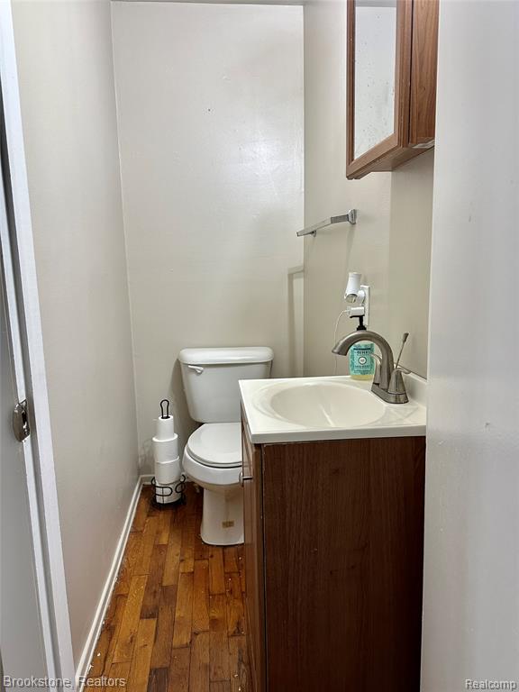 4303 Columbine Avenue, Burton, MI 48529 — Photo 14