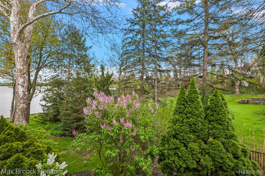 3945 Kirkland Court, Bloomfield Hills, MI 48302 — Photo 38