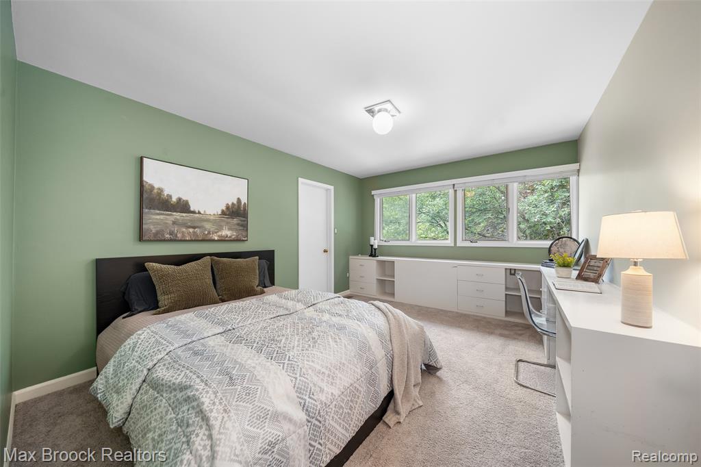 4695 Maura Lane, West Bloomfield, MI 48323 — Photo 29