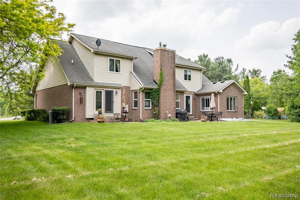 6327 SEQUOIA Drive, Ypsilanti, MI 48197 — Photo 45