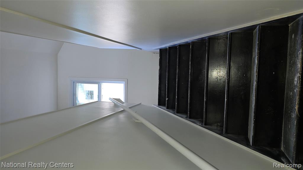 241 Eastlawn Street - Photo 3