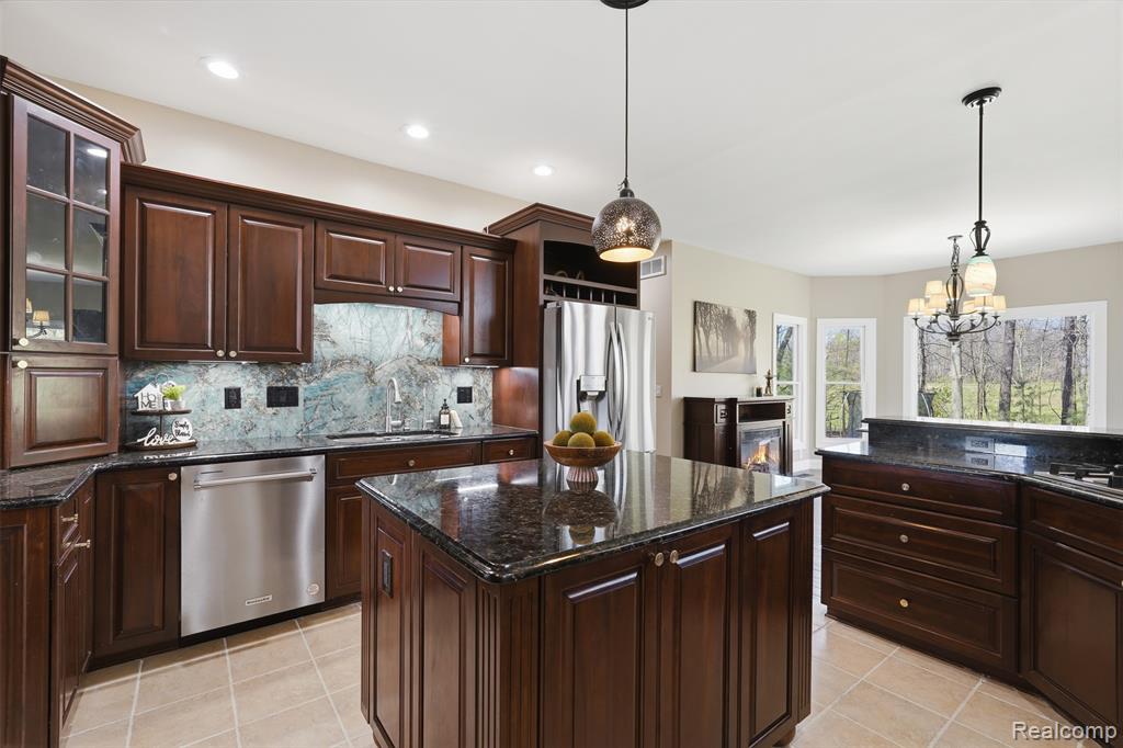 4148 Queensland Way, Pinckney, MI 48169 — Photo 20