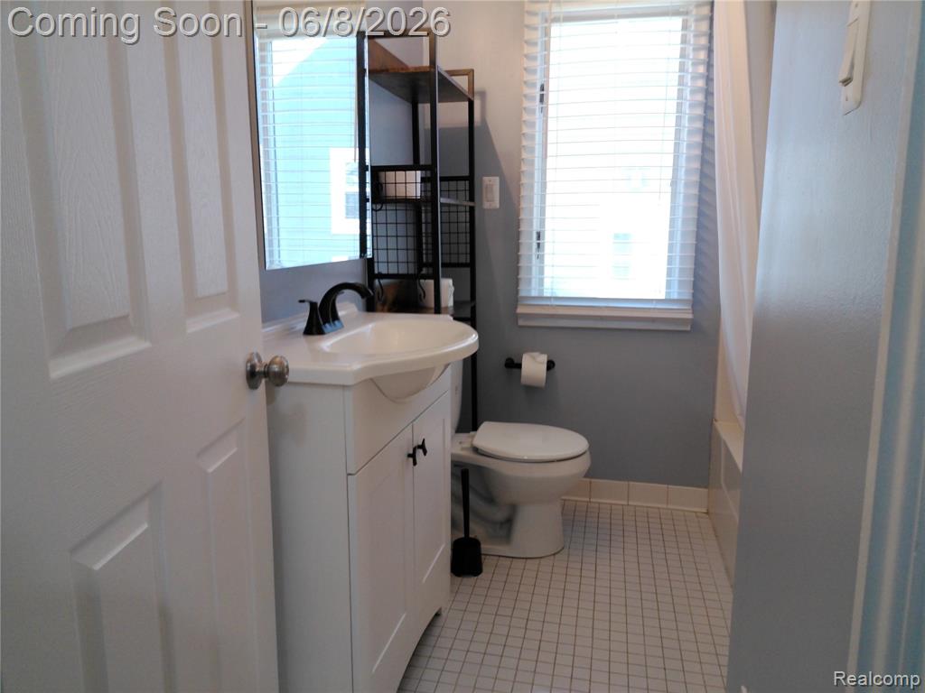 619 S Gainsborough Avenue, Royal Oak, MI 48067 — Photo 4